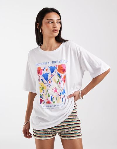 ONLY ONLY floral graphic print oversized T-shirt in white