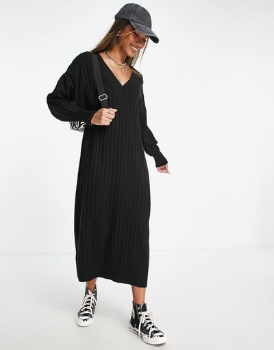 ONLY ONLY knitted v neck midaxi dress in black