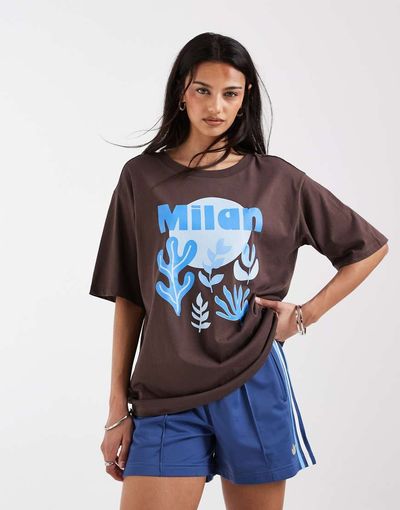 ONLY ONLY Milan graphic print oversized T-shirt in brown