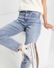 Only Tall Only Tall Veneda mom jeans in light blue wash-Blues - 3