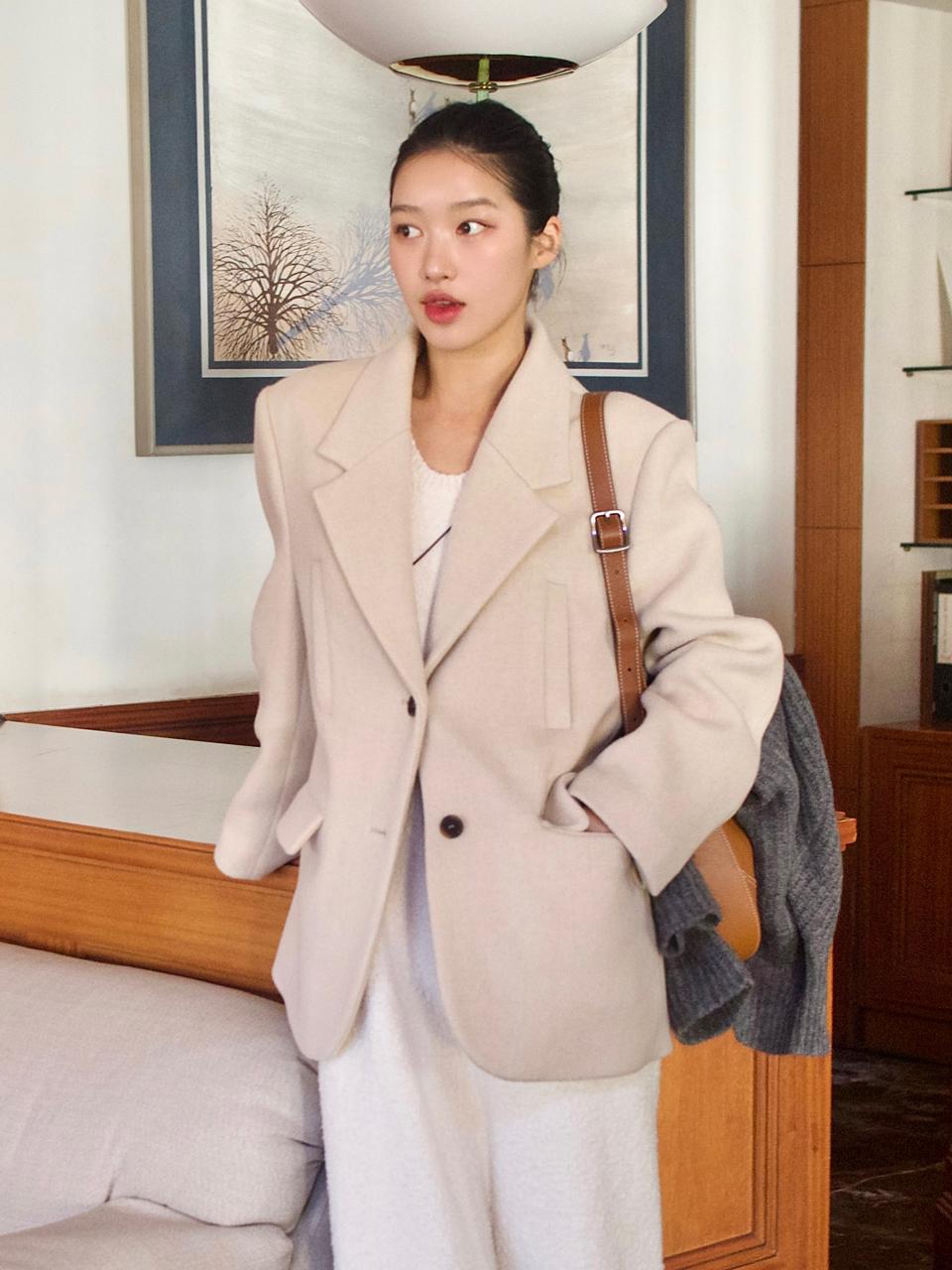 on&on Classic Wool Cashmere Slim Fit Jacket (NEW5XJA22_9F) [Beige]