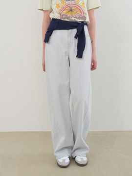 on&on Curved Cut Light Grey Cotton Denim Pants (NEJ5ML321)