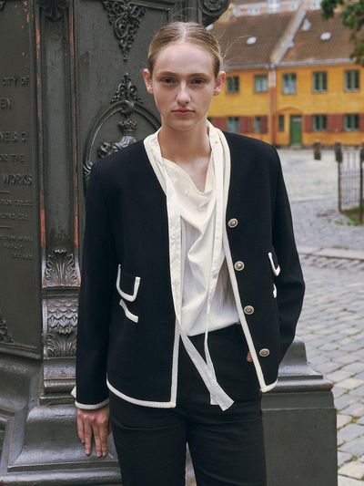 on&on V_Neck Collarless Jacket