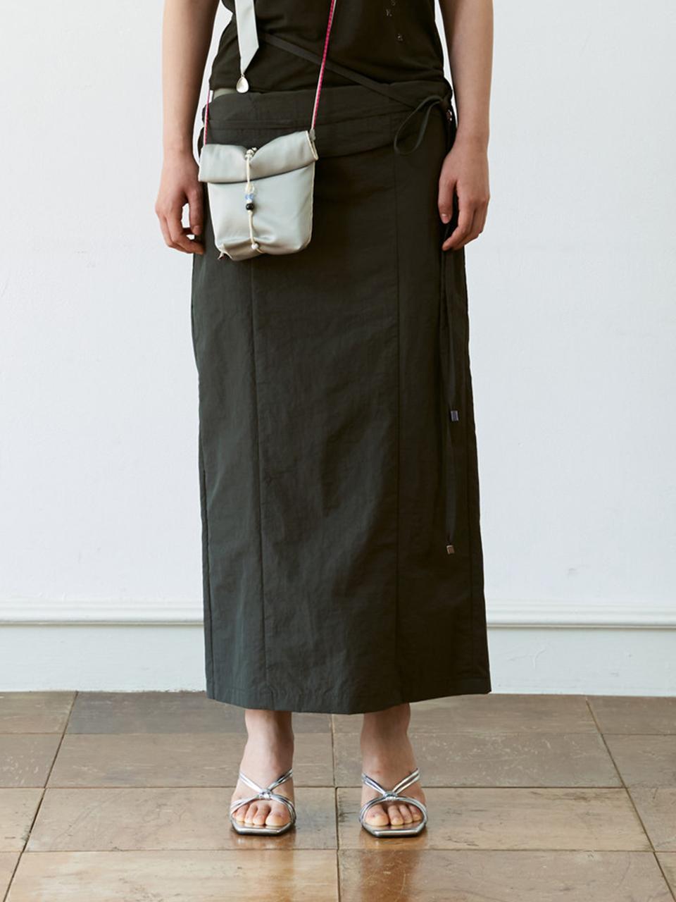ONSKA Round String Long Skirt_Khaki