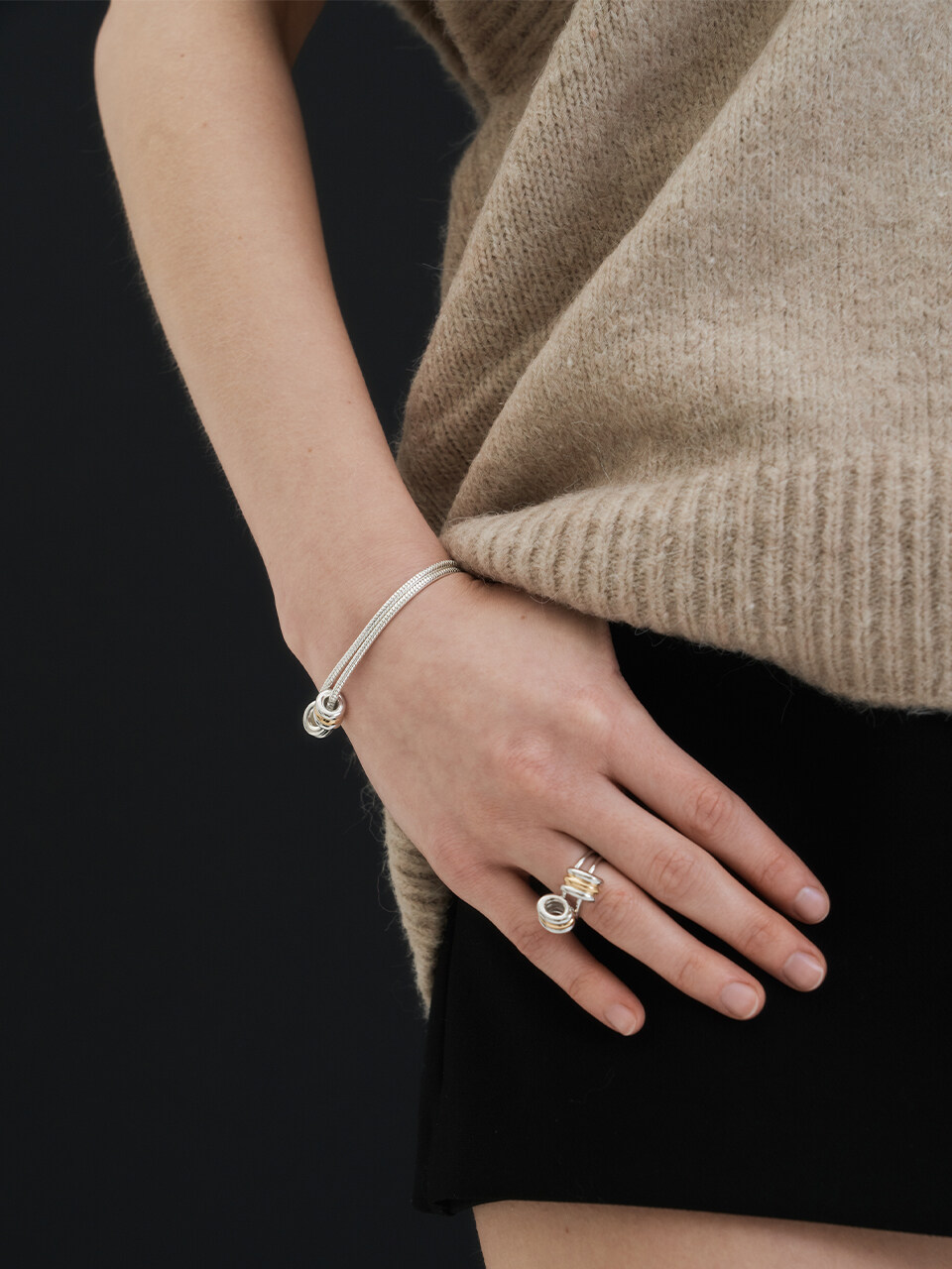 OOV Egg 04 Ring_Silver