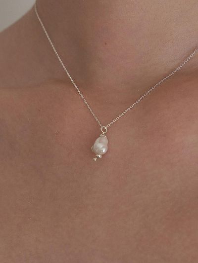 OR D`OR drip freshwater pearl necklace