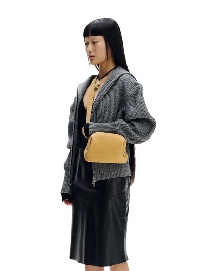 OSOI Nubuck Leather Curved Frame Bag [Caramel]