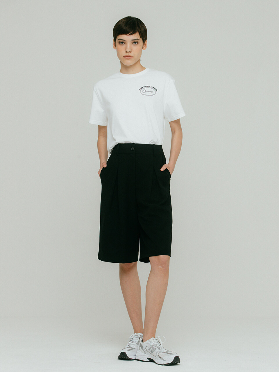 OTHEMENT by vocavaca Twill Tuck Bermuda Pants _Black