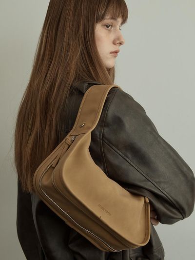 OTHER TEMPO Crack Nubuck Shoulder Bag [Mustard]