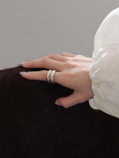 OudStudio 6mm Textured Sterling Silver Ring [Silver/Gold]