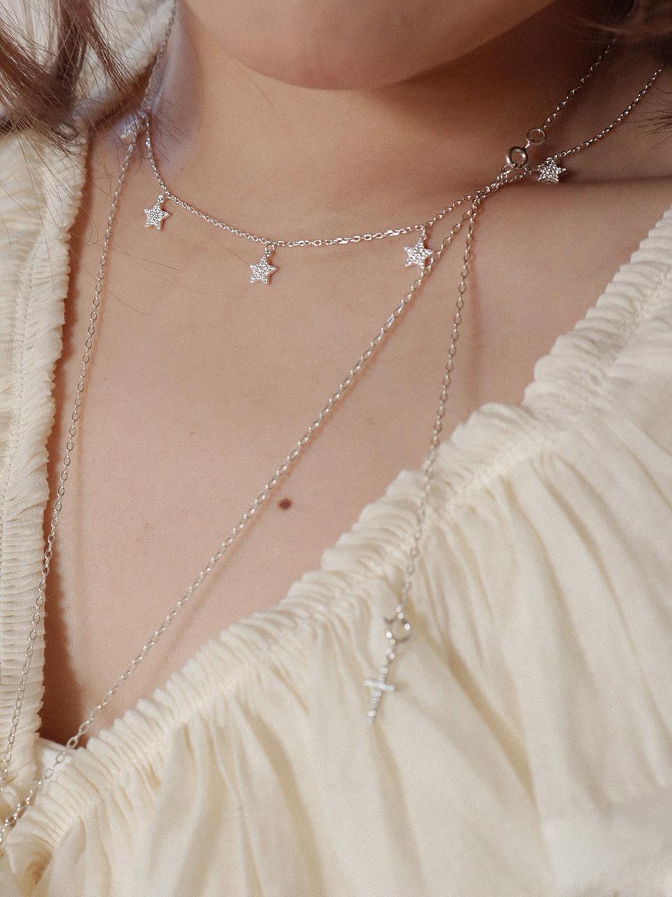 OudStudio Crystal Sterling Silver Delicate Stars Necklace [Silver]
