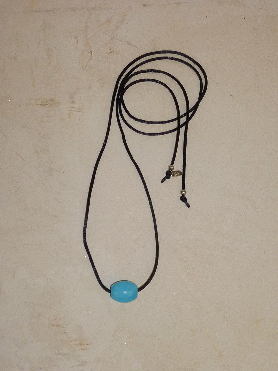 OudStudio Cylindrical Adjustable Stone Necklace [Blue]