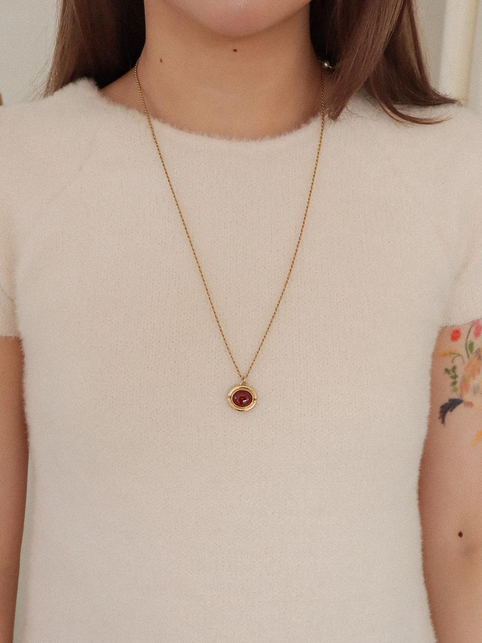OudStudio Vintage Silver Gold-Plated Button Necklace
