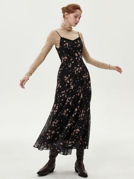 ouel Flower Lace Slip Dress (Black)