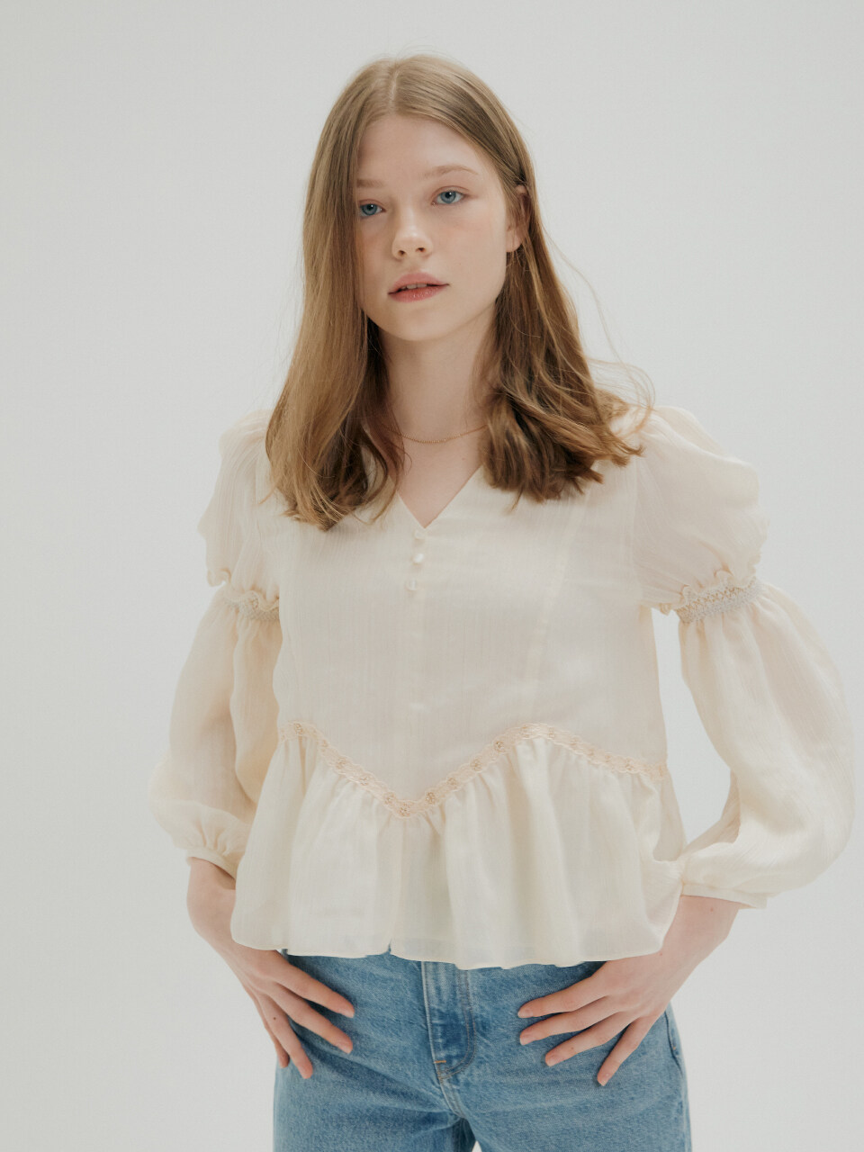 ouel LACE SMOCKED SHIRRING BLOUSE