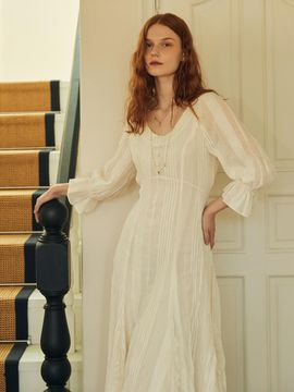 ouel TAIL RUFFLE OUEL LINE DRESS