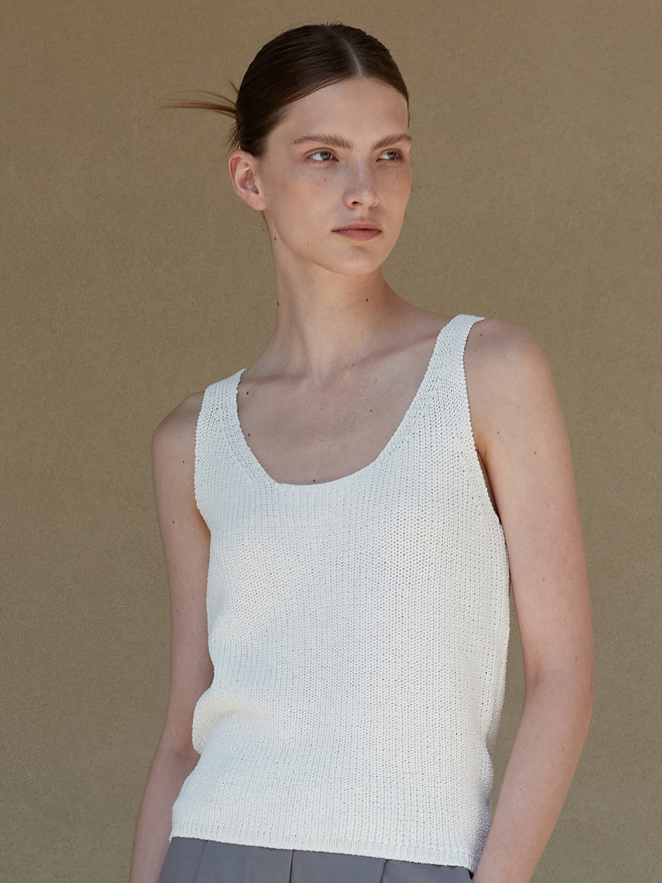 ouie Cotton Square Neck Sleeveless Knit Top _White