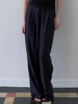 ouie Rayon Summer Pin Tuck Slacks_Black