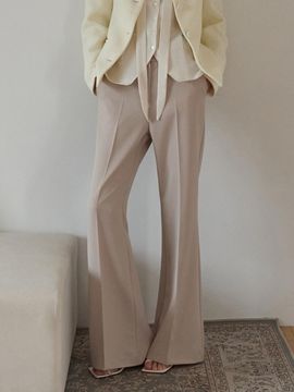 ouie Spring Semi Boot-Cut Relaxed Fit Slacks [Sand Beige] (OU1597)
