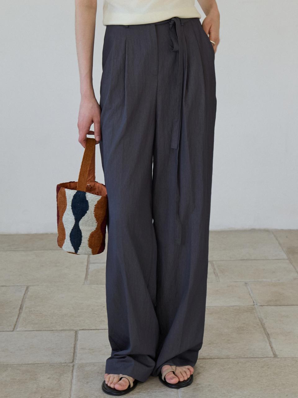 ouie Summer Cool Belted Wide Denim Trousers [Charcoal] (OU1676)
