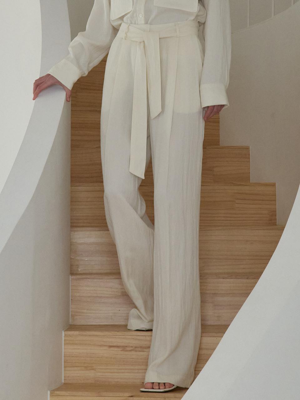 ouie Twill Belted Wide Leg Slacks [Ivory] (OU1590)