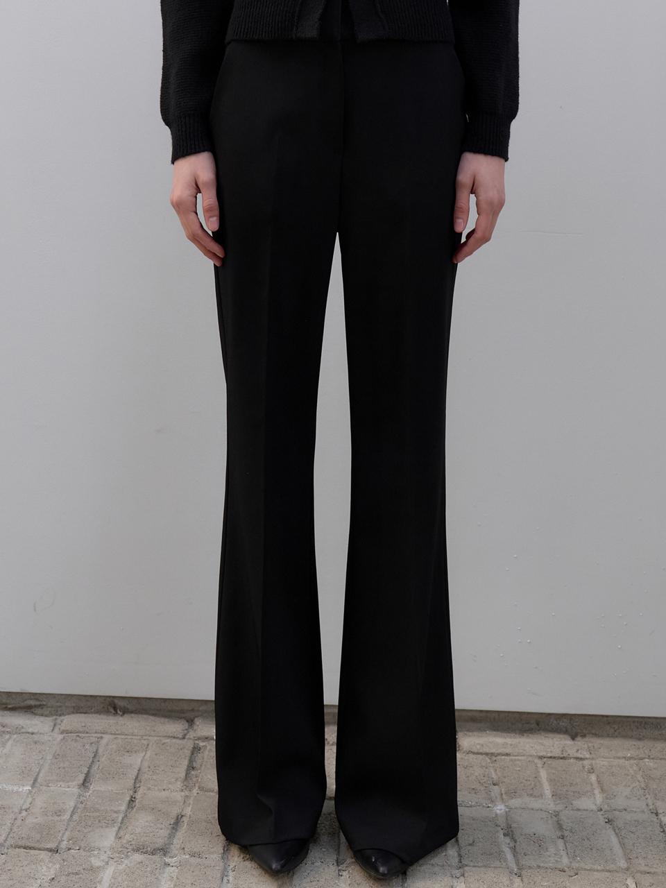 ouie Twill Bootcut Slacks - Black OU1309