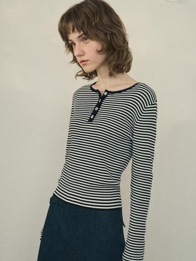 OUR NOSTALGIA Chewy Ribbed Button Stripe Knit Sweater [Black] (OC25-KN02)