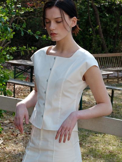 ourcomos Comos 1128 Square Neck Blouse_White