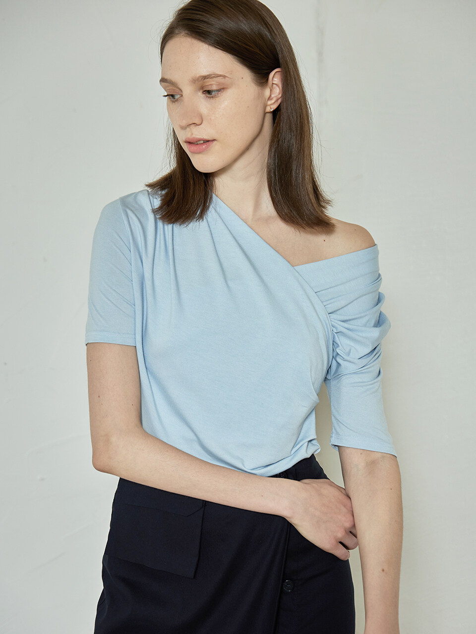 ourcomos Comos 845 Pin-tuck Wrap T-shirt_Sky Blue