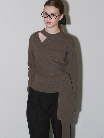 ourcomos Cross Wrap Choker Neck Cashmere Merino Knit [Brown] (1314)