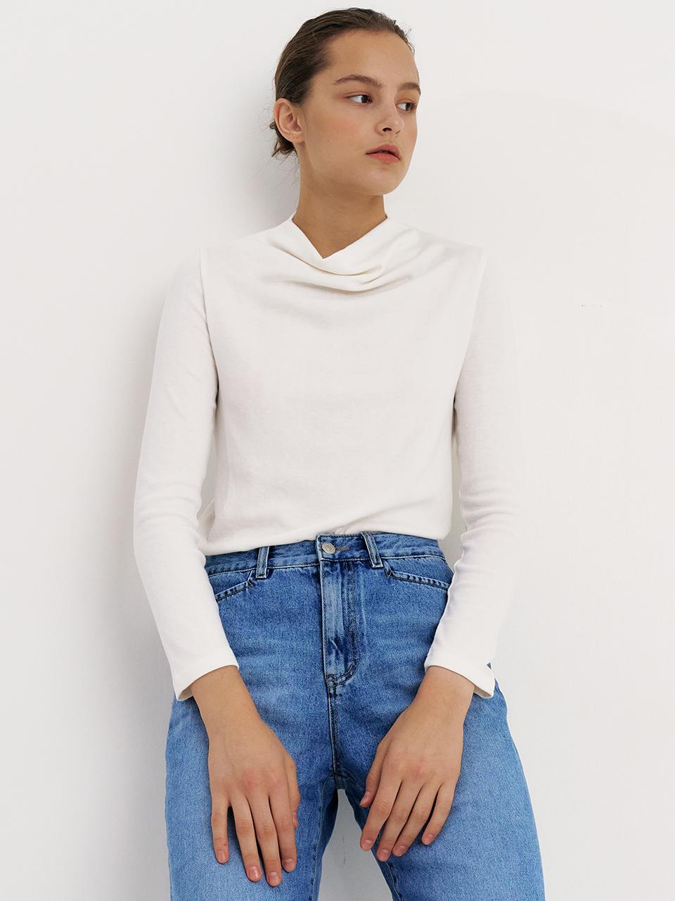 ourcomos Half High Neck Crease T-shirt_White