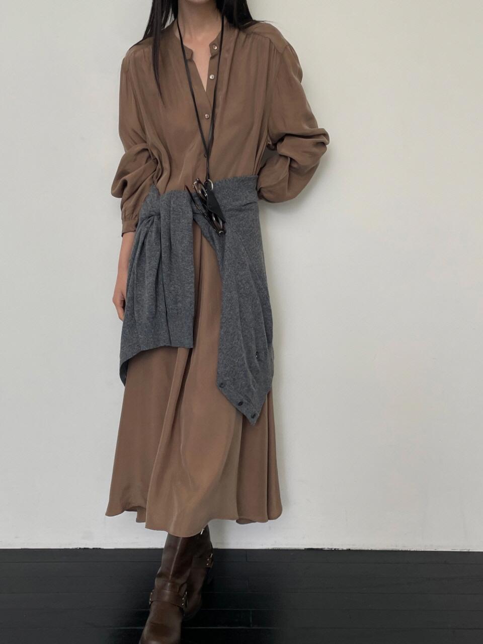 ourmur Round Neck Shirring Tencel Maxi Dress [BROWN]