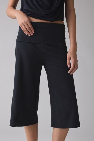 Out From Under Bec Cropped Gaucho Pant In Jet Black