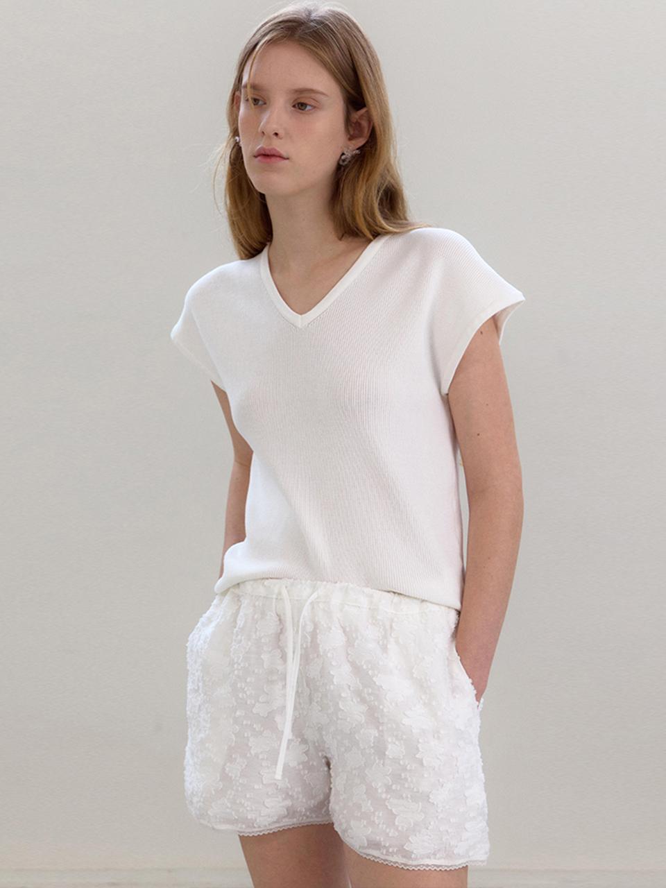 OVEOF V-neck Sleeveless Knit Top [Beige]