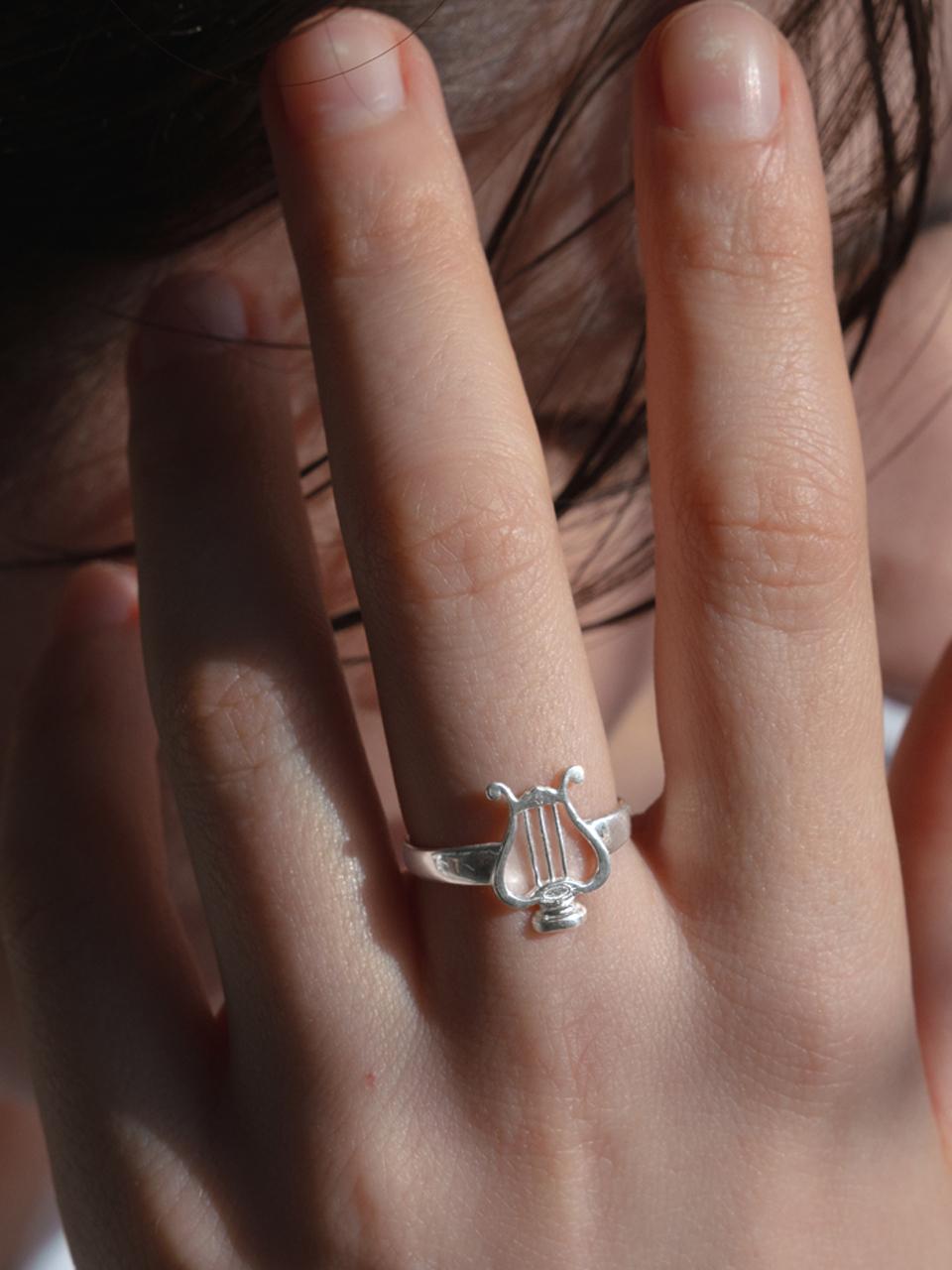 OVERGREY Lyra Ring