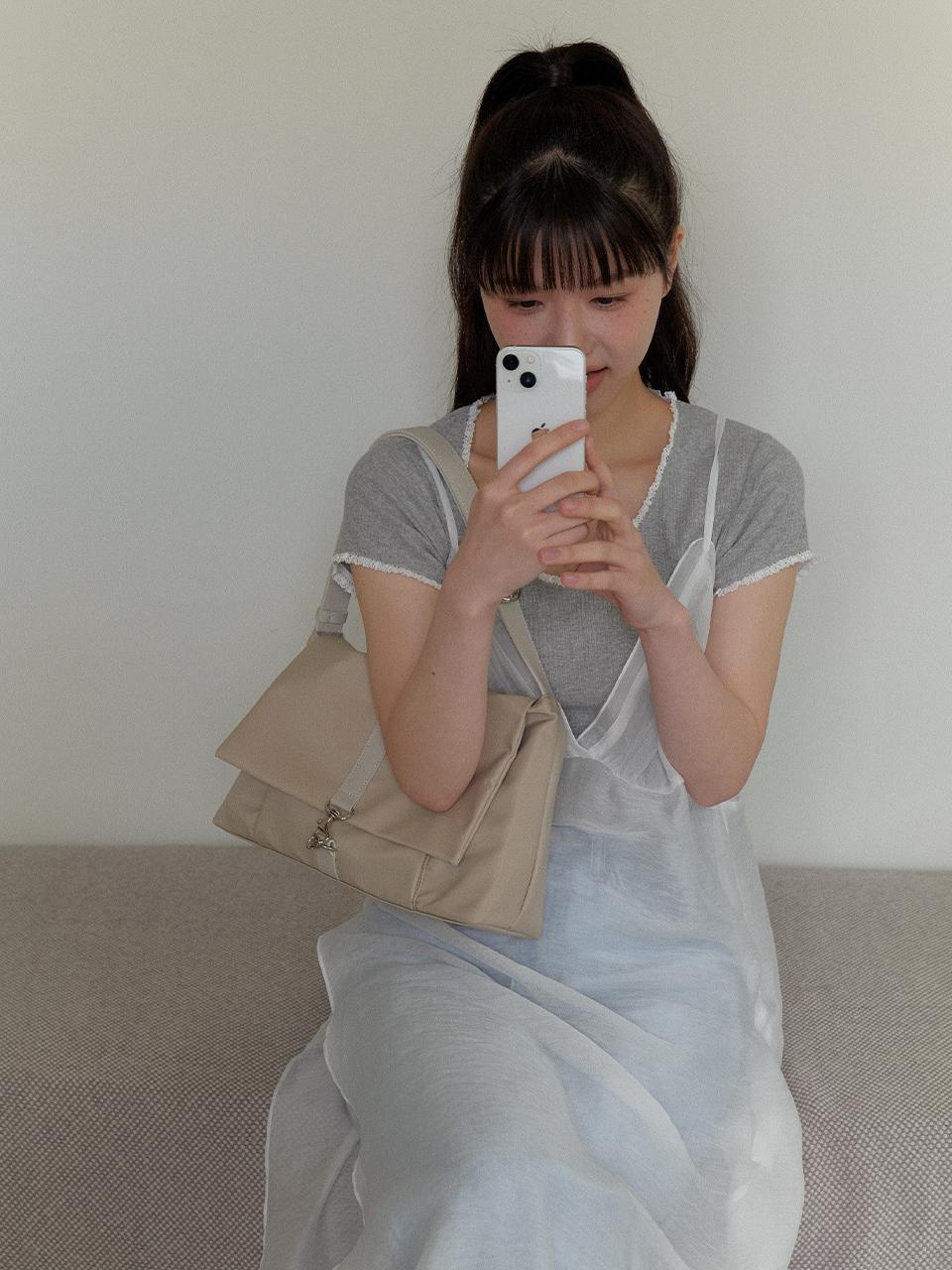 OVHEE Chloe Nylon Bag _ Beige