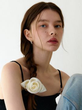 OVLA Rose Chou With Leaves Hair Tie