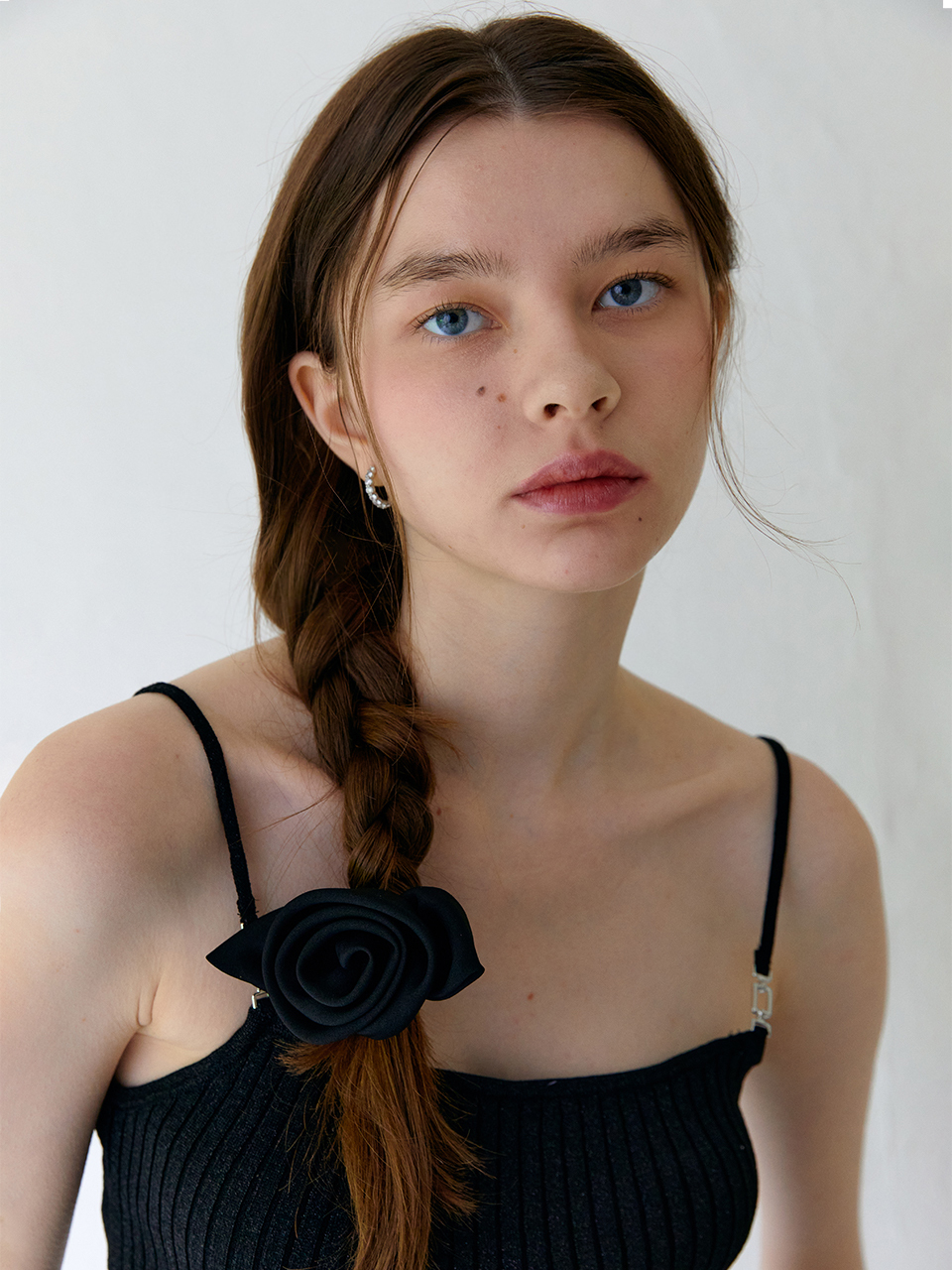 OVLA Rose Chou With Leaves Hair Tie_Black
