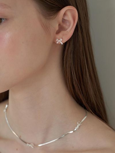 OVT-U [925 Silver] Simple Ribbon Earring