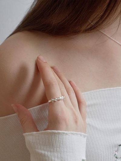 OVT-U [925 Silver] Triple Ribbon Ring