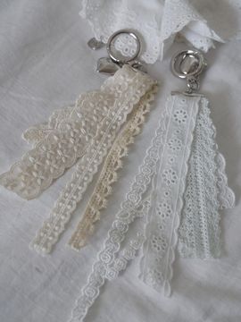 OVT-U Lace Tail Keyring