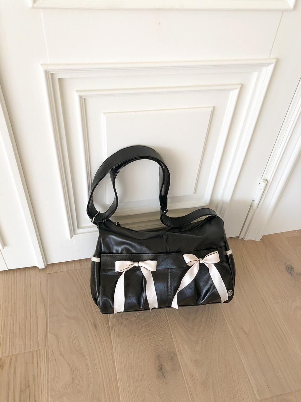 ovuni Ribbon Duffel Bag_Black