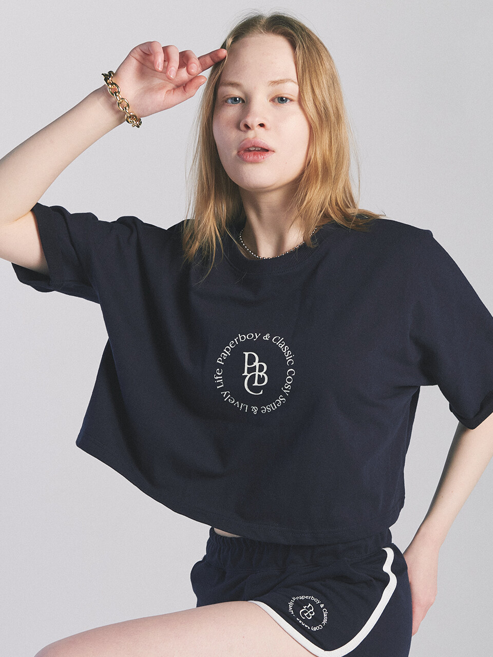 PaperBoy Crop Cozy Circle Short Sleeve T-shirt [Navy]