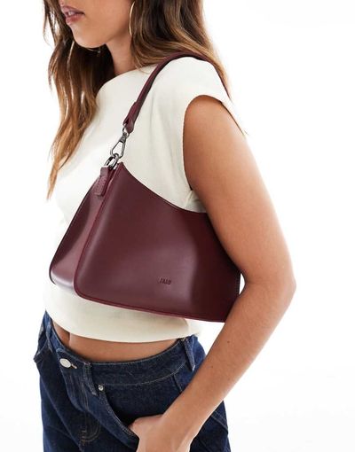 PASQ PASQ 90s minimal shoulder bag with detachable crossbody strap in burgundy-Red