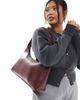 PASQ PASQ structured shoulder bag in burgundy - 1