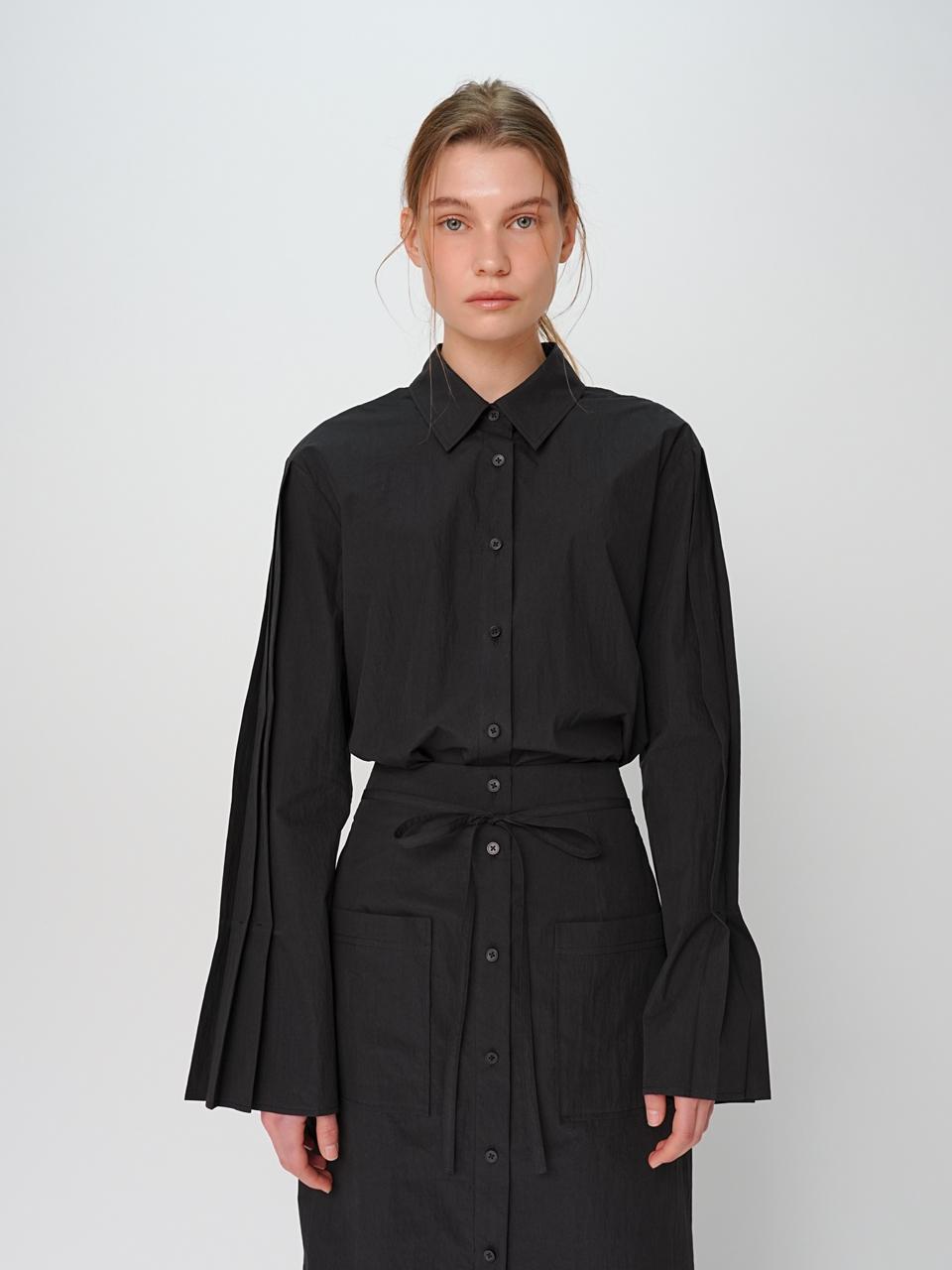 PAUL&ALICE Pleats Sleeve Shirt / Black