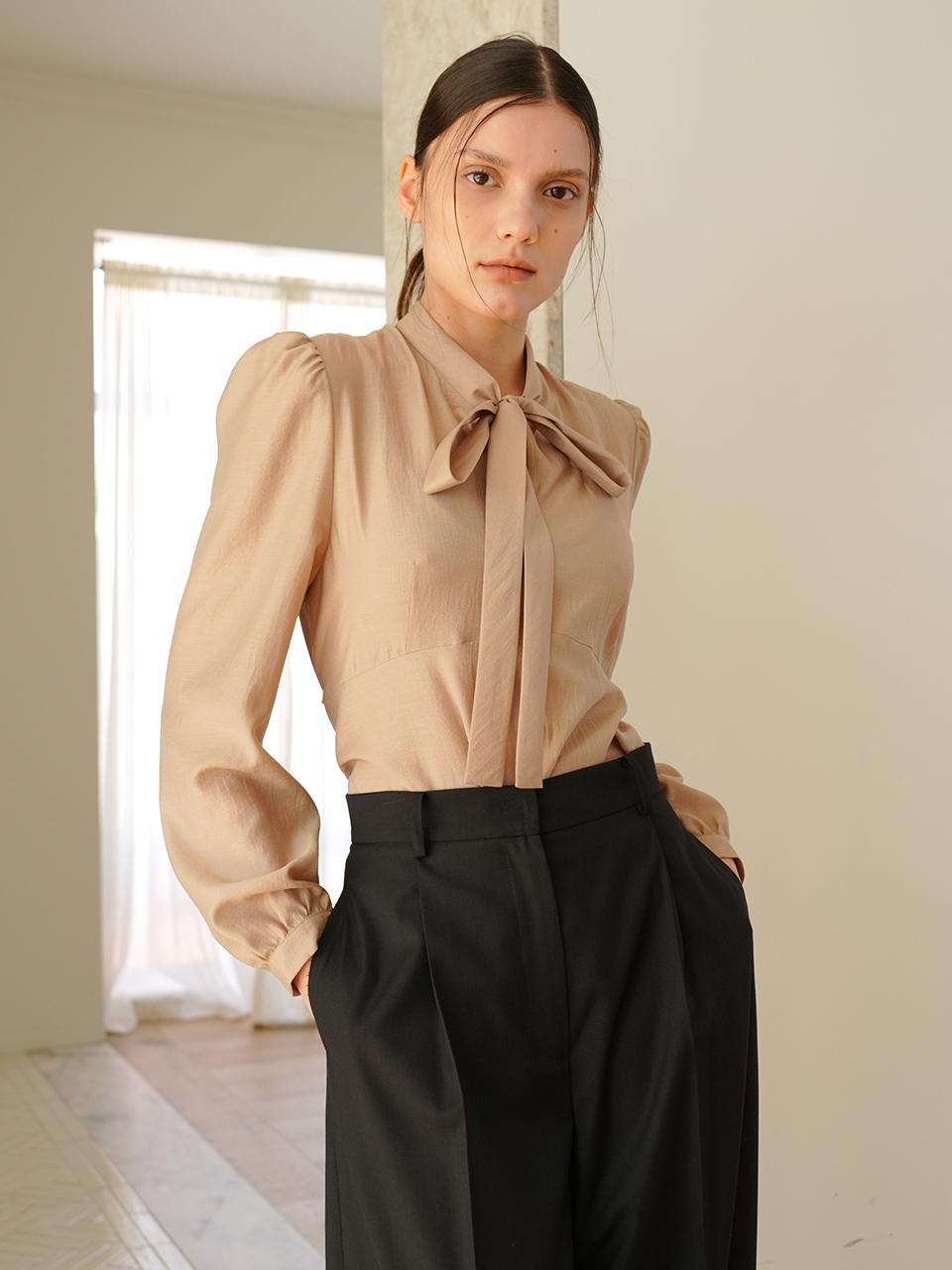 PAUL&ALICE Ribbon Tie Adjustable Waist Blouse [Beige]