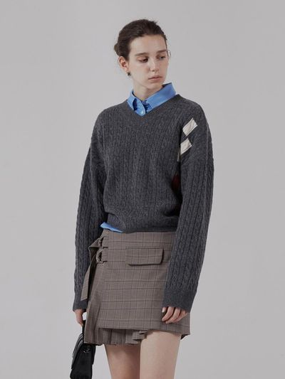 pelote Cable V-Neck Semi-cropped Pattern Wool Knit [Charcoal]