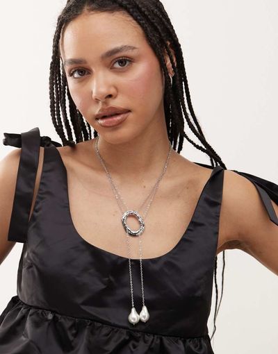 Petit Moments Petit Moments sunset statement lariat necklace with pearl pendants in silver-Gold