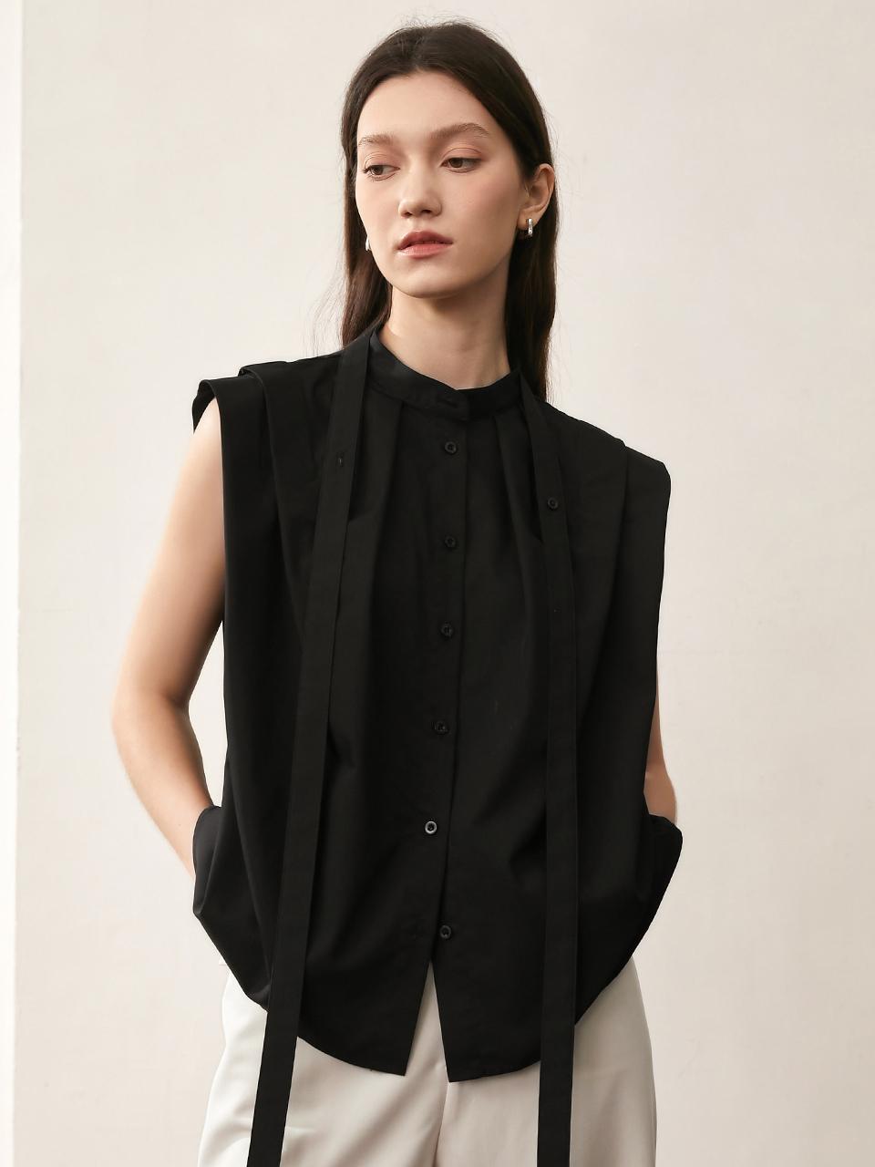PIA STUDIO BA_Crease sleeveless tie shirt_BLACK